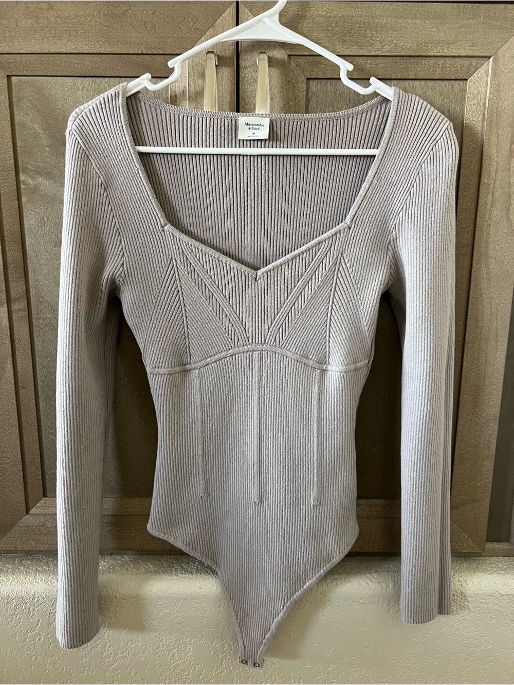 Aritzia Babaton Ribbed Knit Bodysuit in Taupe- Abercrombie & Fitch